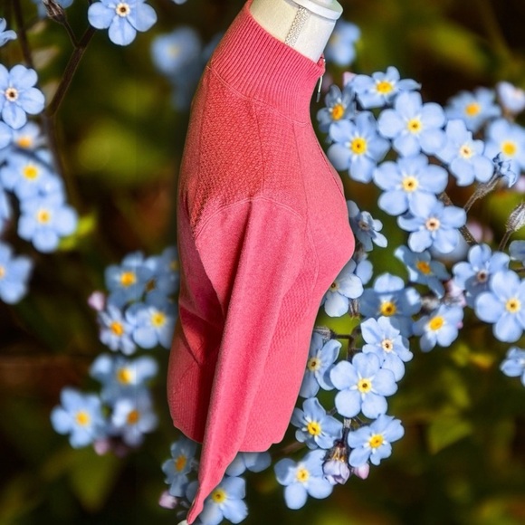 NWT Eddie Bauer ‘1/2 Zip Pullover’ in “Punch Pink / Castle Rock” Size Medium - Picture 13 of 15